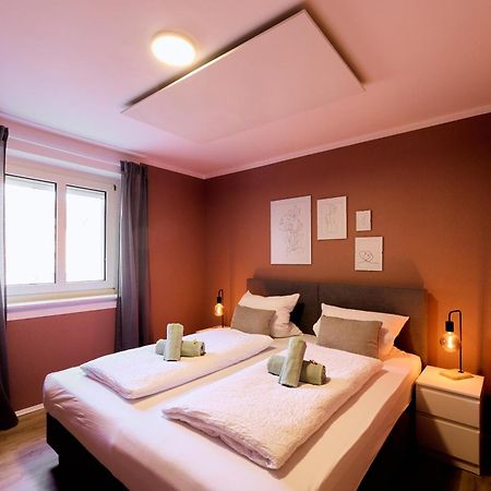 Dreams, 3 Schlafzimmer, Parkplatz, Stadtzentrum نوي أولم المظهر الخارجي الصورة
